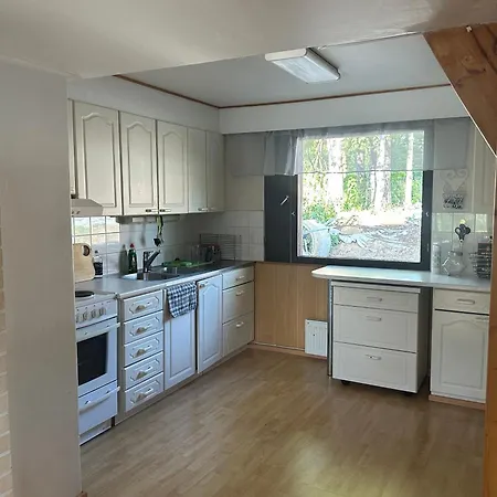 Kodikas Rantatalo Oravin Kanavan Varrella Savonlinna