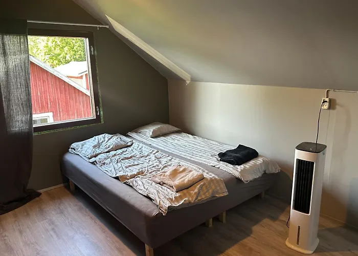 Kodikas Rantatalo Oravin Kanavan Varrella * Savonlinna